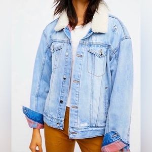 Free People Sherpa Collar Plaid Denim Trucker Jacket (Size M)